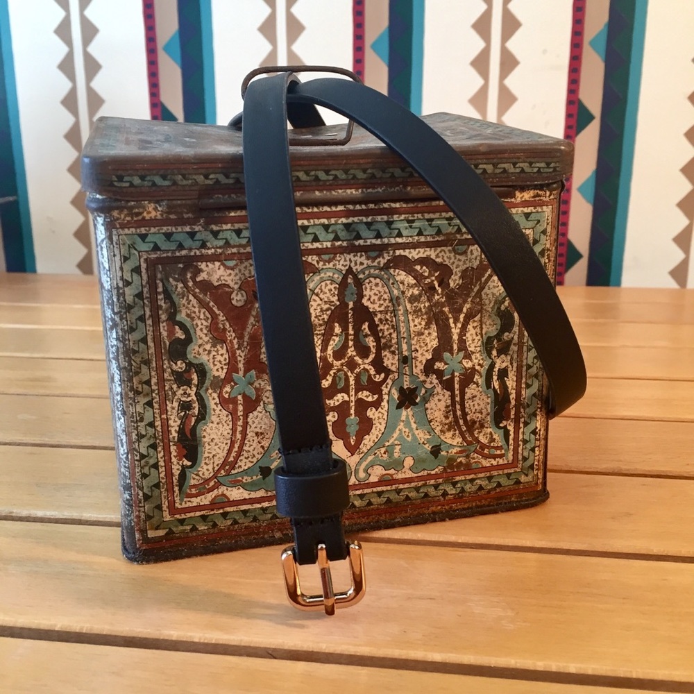 black skinny belt faux leather